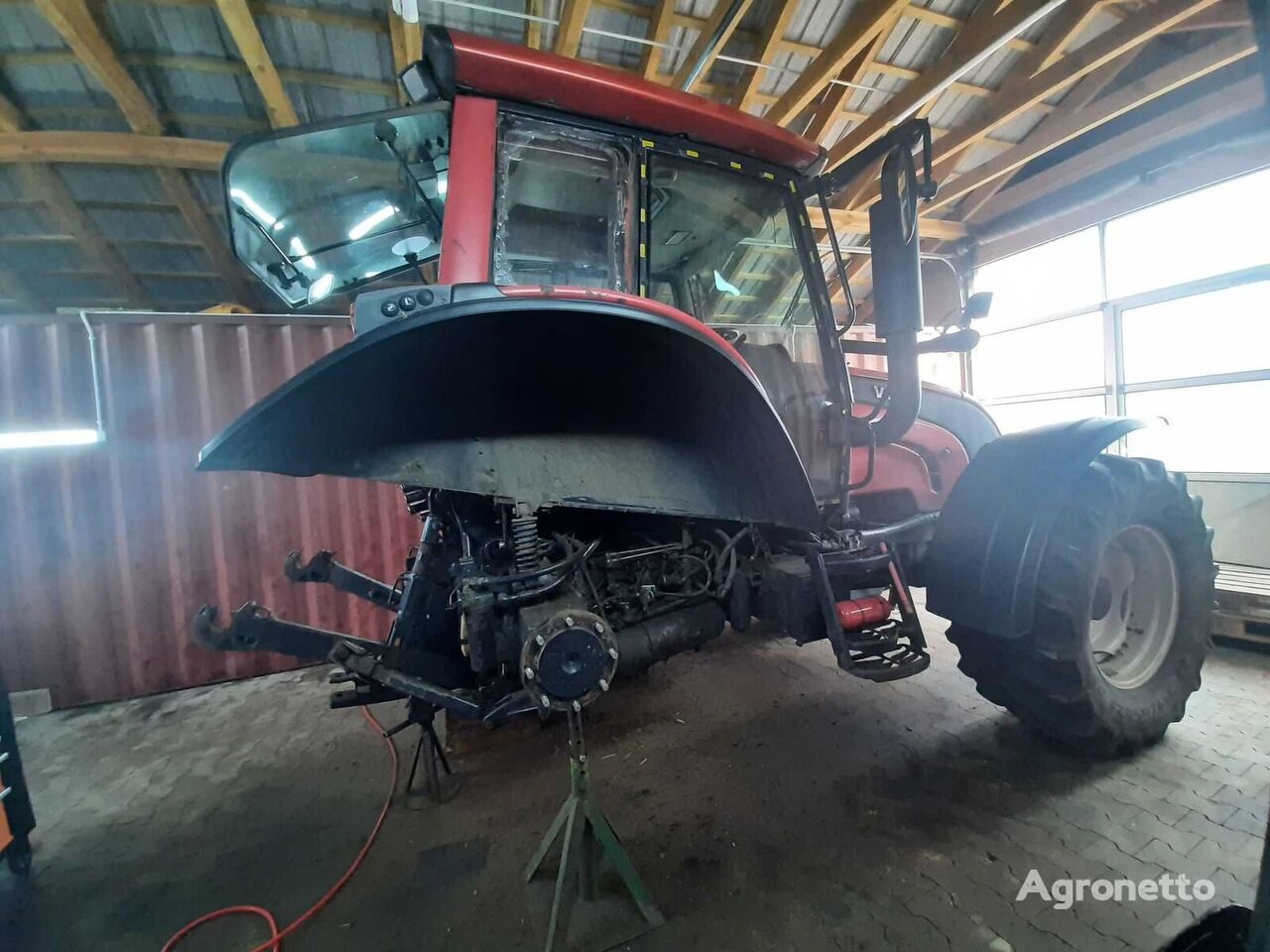 Repairs and overhauls of VALTRA tractors, PALMS trailers, agricultural machinery