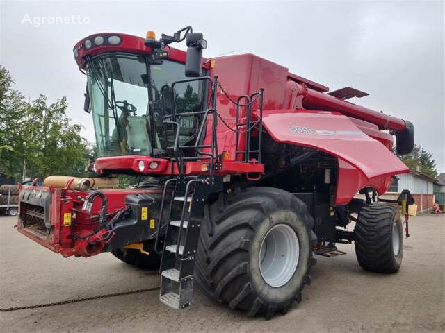 Case IH 8010 grain harvester