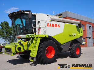 Claas Lexion 650 + V750  grain harvester
