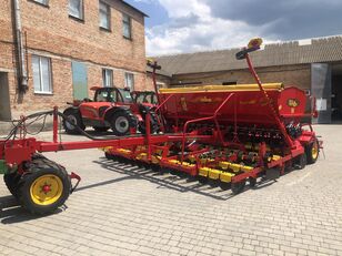 Väderstad Rapid 400 C Super XL в наявності mechanical seed drill