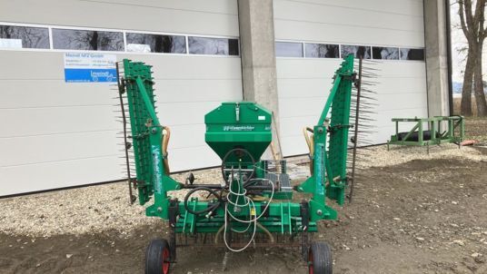 Hatzenbichler Wiesenstriegel spring tine harrow