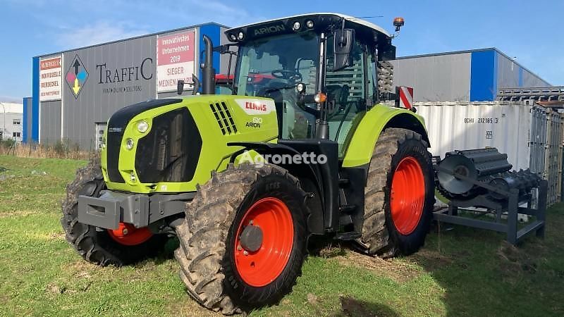 Claas ARION 610  wheel tractor