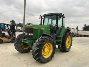 John Deere 7700 wheel tractor