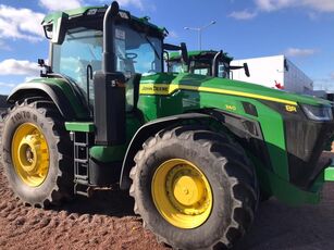 new John Deere 8R340 wheel tractor